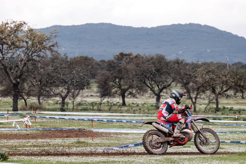 CEE 2026: Julio Pando lidera a Beta Trueba con un doble podio en Valdecaballeros.