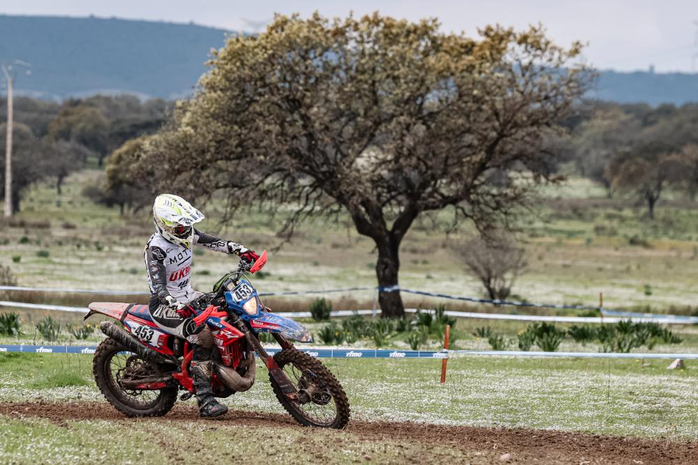 CEE 2026: Julio Pando lidera a Beta Trueba con un doble podio en Valdecaballeros.