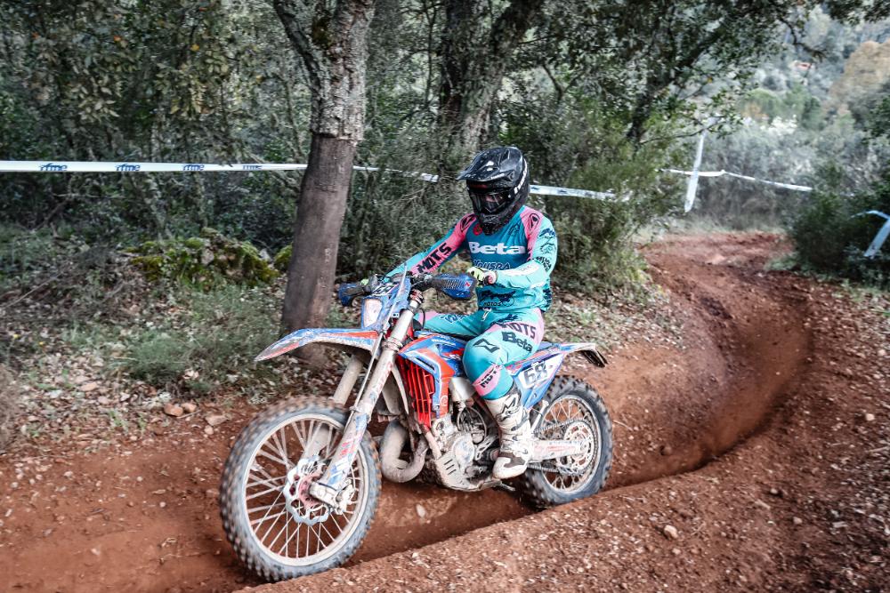 CEE 2026: Julio Pando lidera a Beta Trueba con un doble podio en Valdecaballeros.
