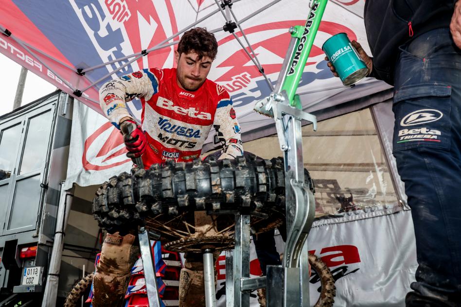 CEE 2026: Beta Trueba arranca con fuerza en Valverde.