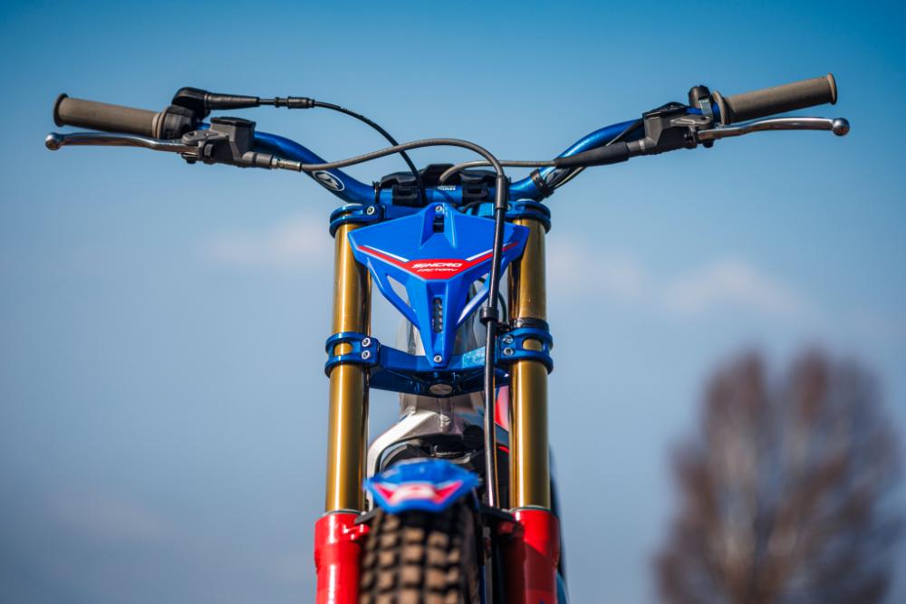 SINCRO FACTORY MY 2026