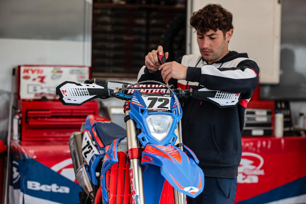 CEE 2026: Julio Pando lidera a Beta Trueba con un doble podio en Valdecaballeros.