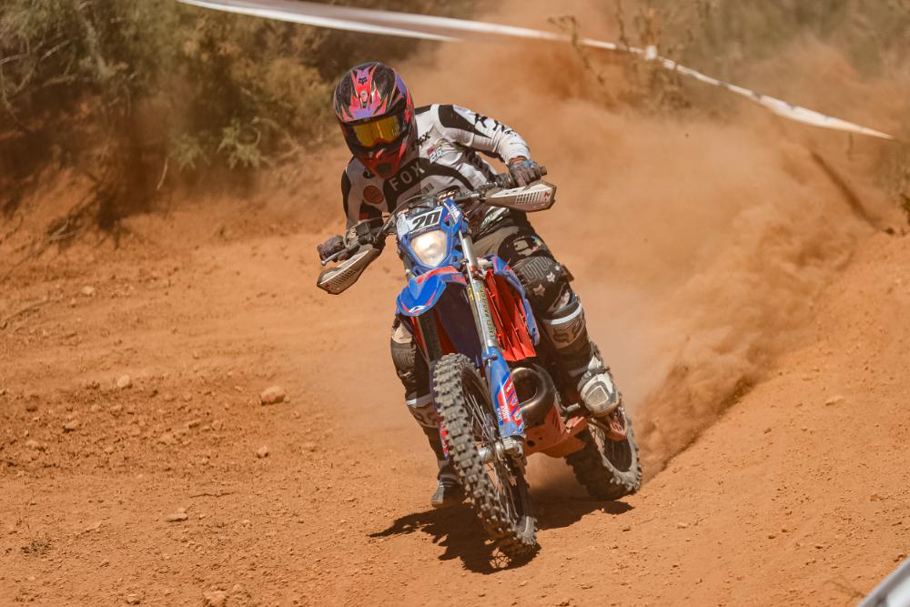 CEE 2026: Pando y Rojas se cuelan en los puestos de honor en Antas.