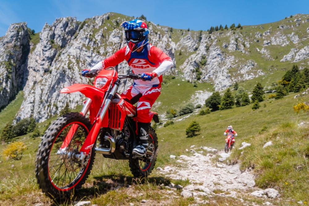 Betamotor amplía la gama Xtrainer 2027 con la nueva 200 2T.